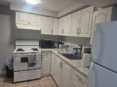 ONE BEDROOM BASEMENT APRT. FOR RENT MAVIS /HWY 401 MISSISSAUGA
