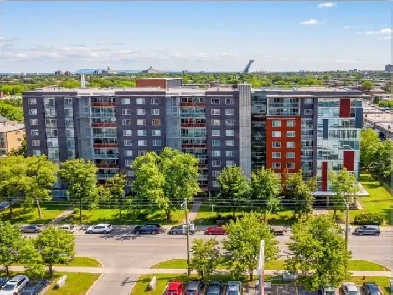 Fully Furnished Studio Condo! Appliance, Laundry, WiFi Included!