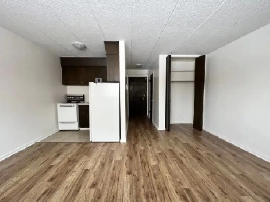 Sands - Bachelor Apartment for Rent