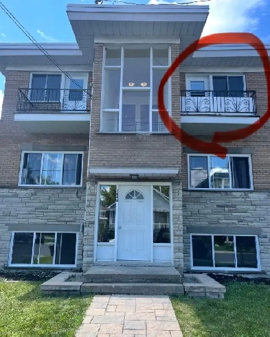 3 1/2 Longueuil (Septembre gratuit)