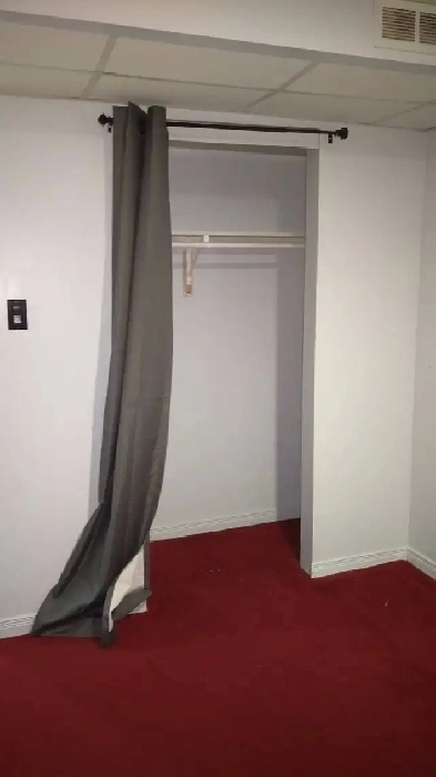 Shared room available for rent near Sheridan Colleg - Brampton