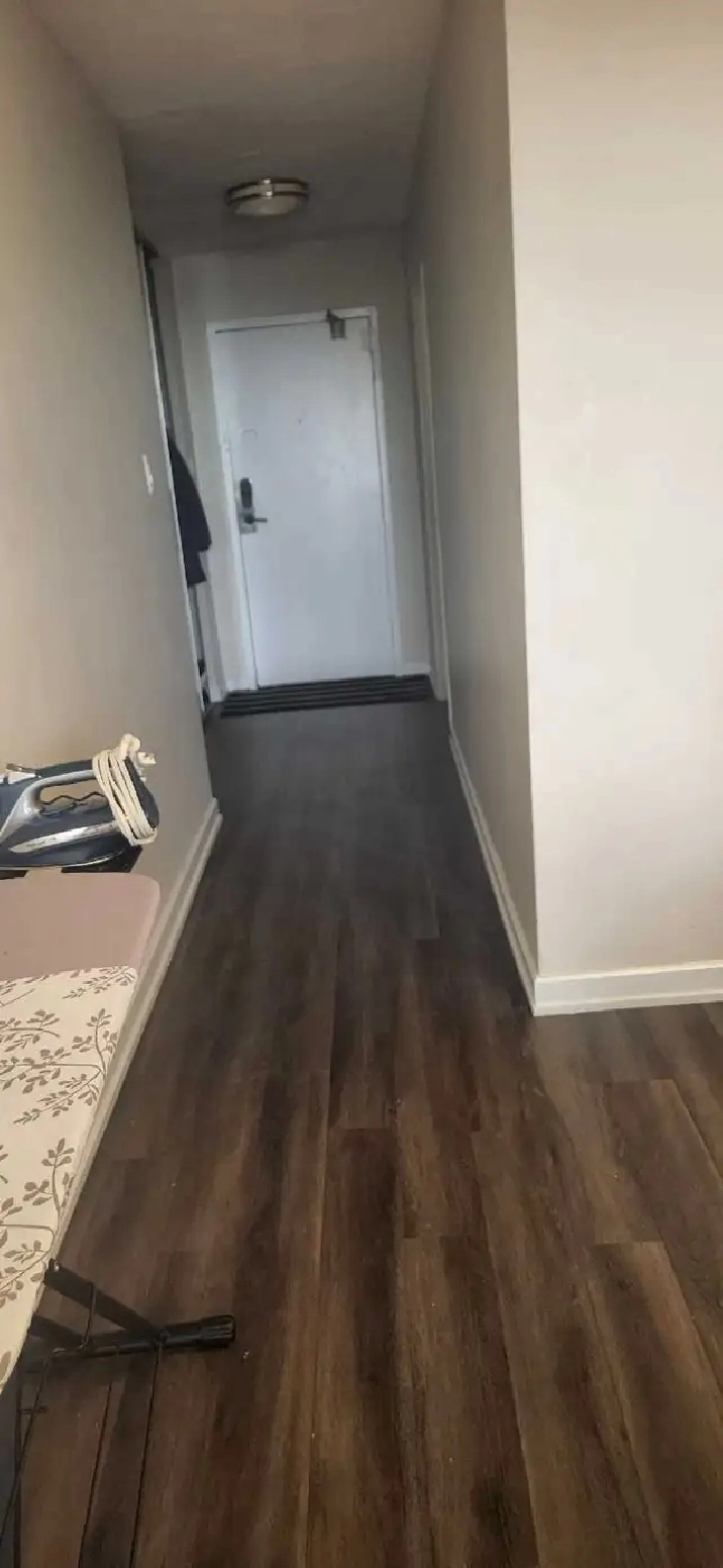 ROOM FOR RENT/SHARING
