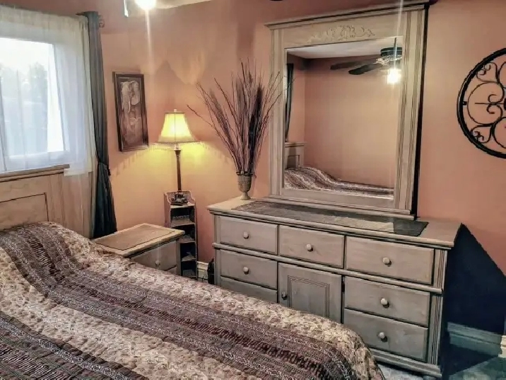 Room for rent in a peaceful house - Aylmer (Gatineau)