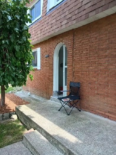 TOWNHOUSE FOR RENT