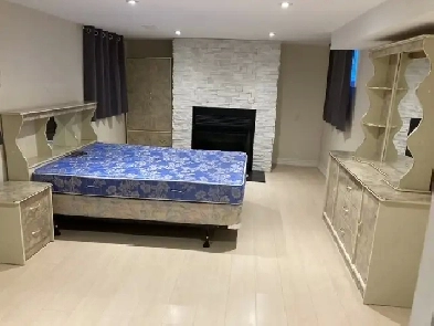 Room for rent for female with parking place