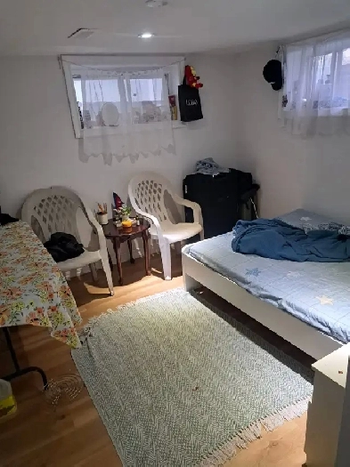 Room rent in Scarborough: CAD 650.00