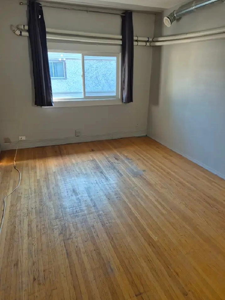 Room for rent in Ogden