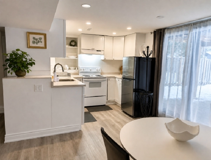 FURNISHED PRIVATE APARTMENT NORTH YORK