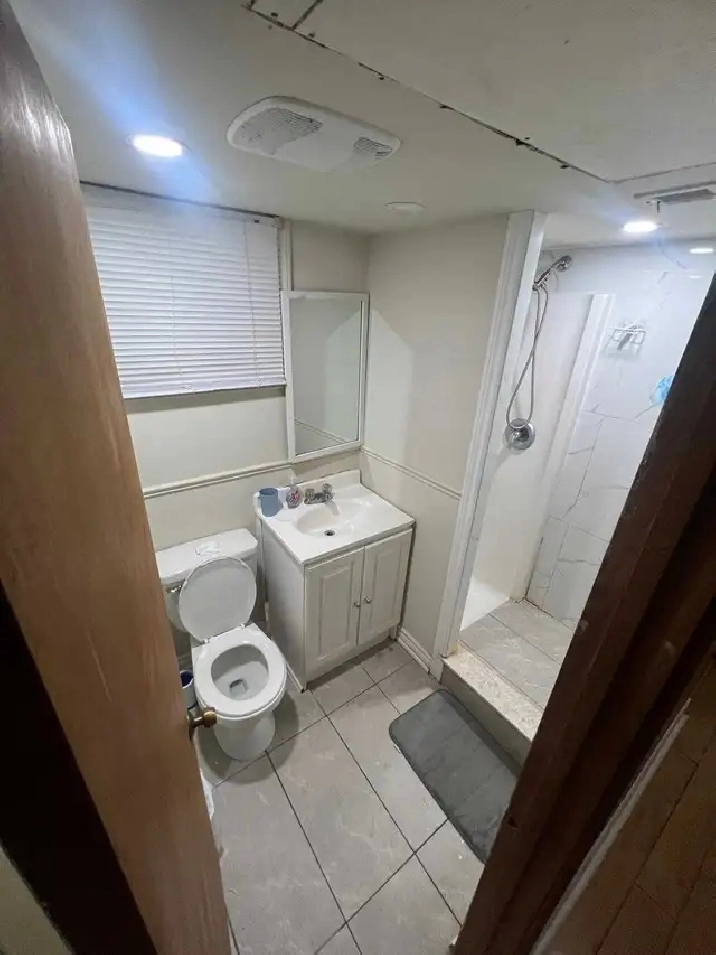 Room Rental - $650 - Females Only