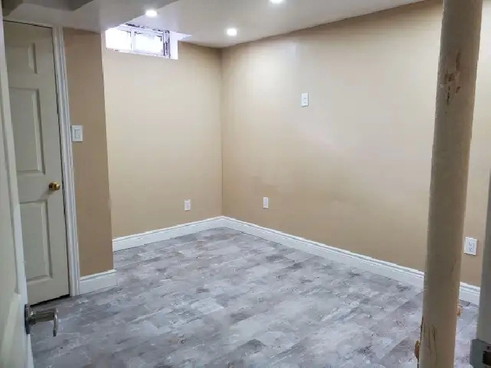 2 BED, 2 BATH BASEMENT MAVIS & TERRYFOX, 1 PARKING