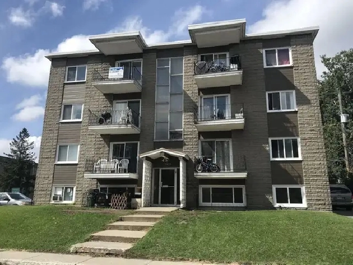 Grand 5 1/2, rue Poncelet, limite beauport/limoilou Septembre