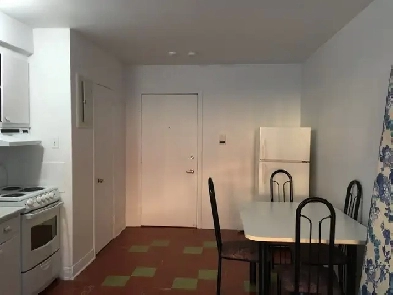 1 ½ à louer meublés près de Crémazie!