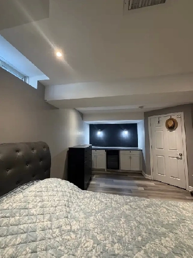 ROOM FOR RENT IN AJAX!