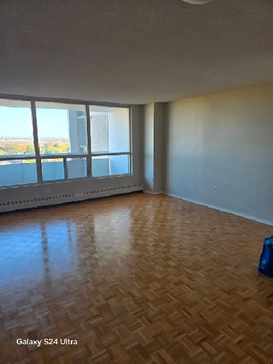2Adult living 2 Bedroom Ajax