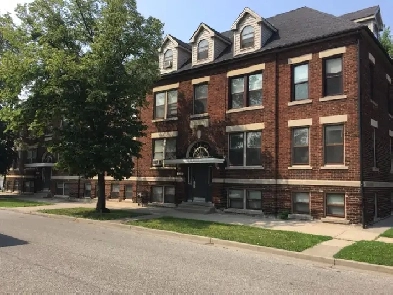 One-Bedroom Basement Apartment Near University & Riverfront