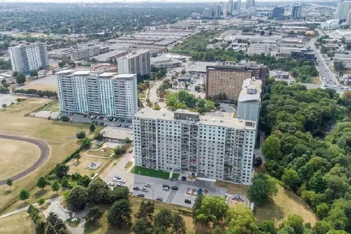 30 Tuxedo Court Apartments - Bachelor available at 30 Tuxedo Cou