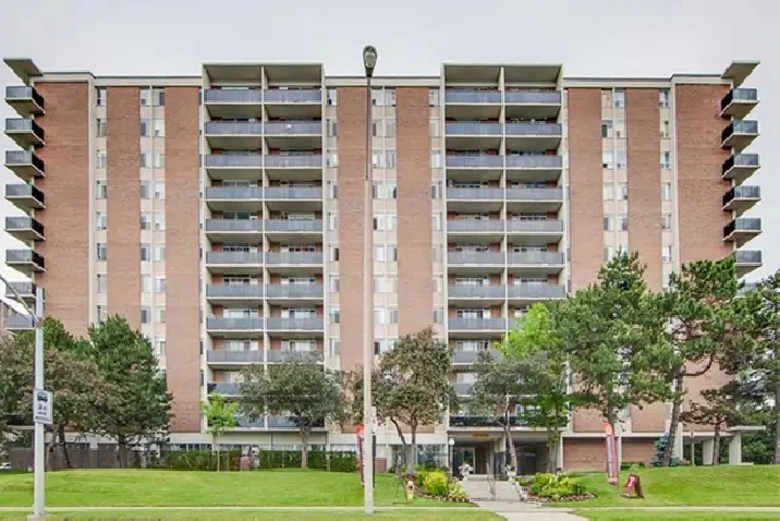 Deerford Road Apartments - 1 Bedroom available at 12 Deerford Ro