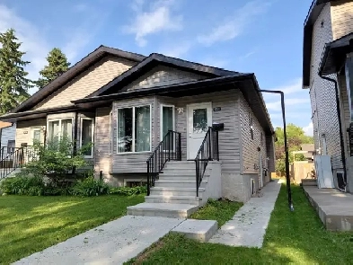 Two Bedroom Modern Duplex near Downtown Edmonton