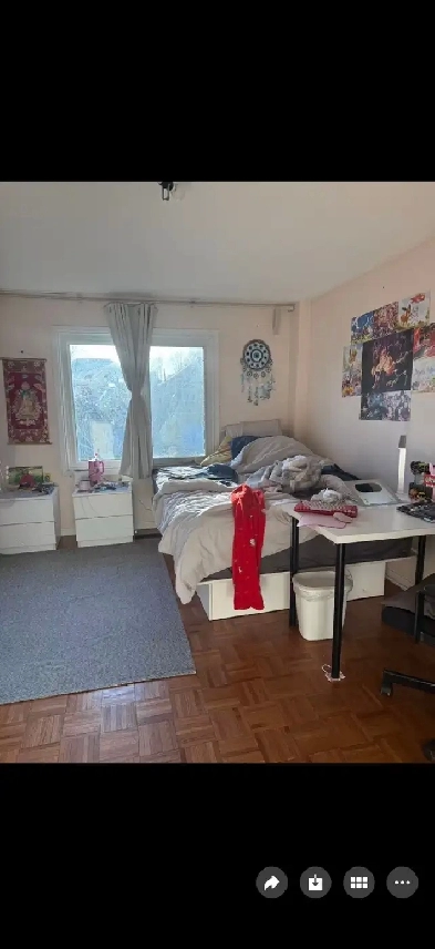 2 nd floor master bedroom with private bathroom