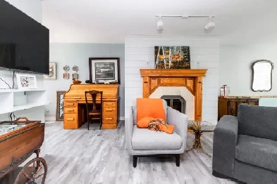 Furnished 5-BR Home Across From Lake Huron (All-Incusive)
