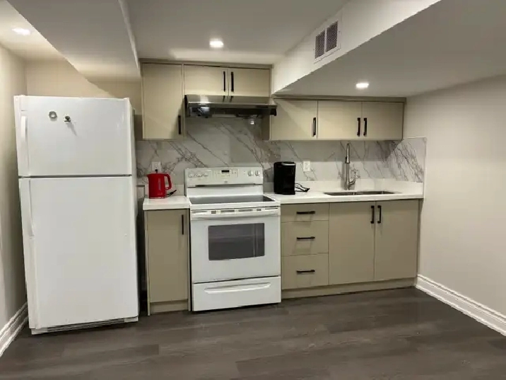 2 Bedrooms, 1 washroom Basement Furnished Apartment: