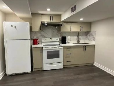 2 Bedrooms, 1 washroom Basement Furnished Apartment: