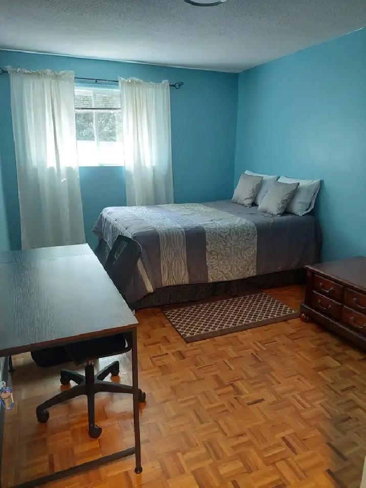 2 Rooms for Rent Near Mohawk College