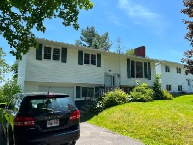 44 Kimble Ct, 6-bedroom whole house (2bath 1kitchen) Southeast