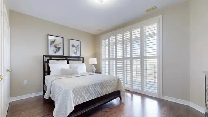 3 Bedroom   Den   3 Bath Condo Apartment For Rent In Markham, ON