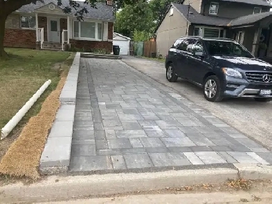 Room for rent with parking