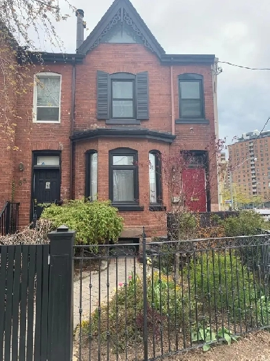 2 Bdrm Seaton and Shuter