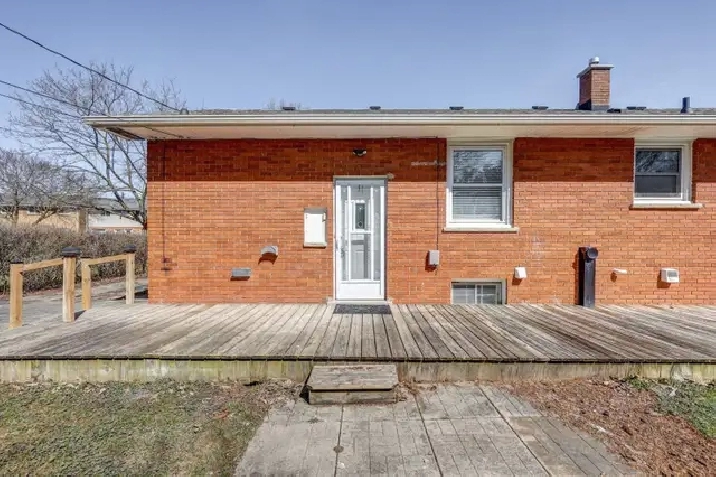408 Ridgewood Lower