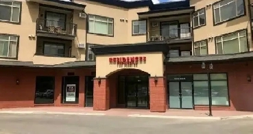 Landmark Centre #211