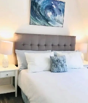 PRIVATE Furnished Upstairs Room for Rent | Brampton $900