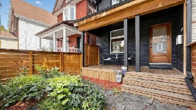 Stunning LESLIEVILLE 3 Bedroom / 2 Bathroom House