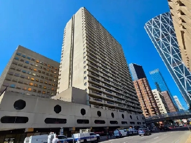 Downtown 1-Bedroom   Den with Indoor Parking