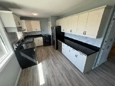 3 bedroom suite (AVAILABLE IMMEDIATELY)