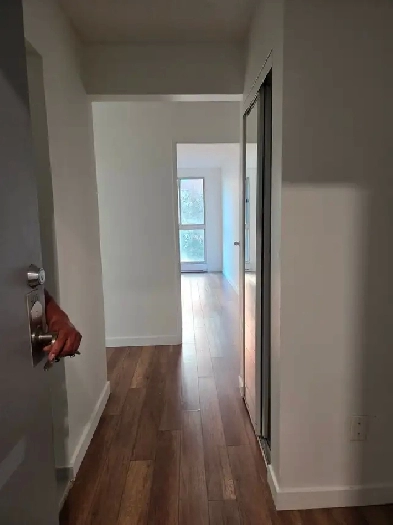 Newly renovated 4.5 in Cote St-Luc
