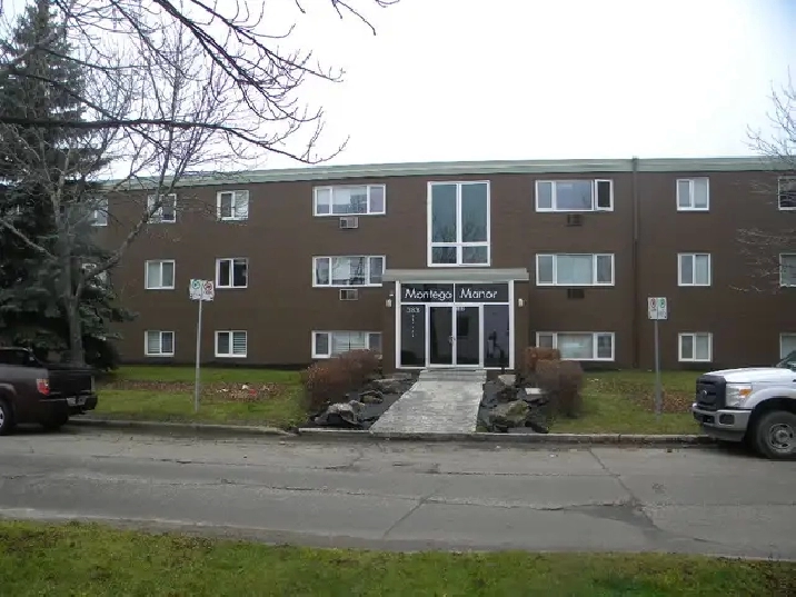 MONTEGO MANOR 383 GERTRUDE AVE LG 1BR AVAILABLE