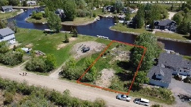 Premium 0.26acre lot in secure gated-community near Grand Beach!