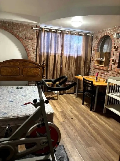 Two/deux $750 rooms/chambres (4 1/2) Ville émard