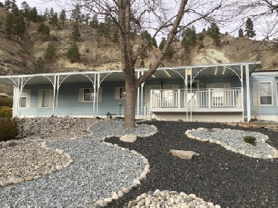 2 Bed/1 Bath Mobile Home