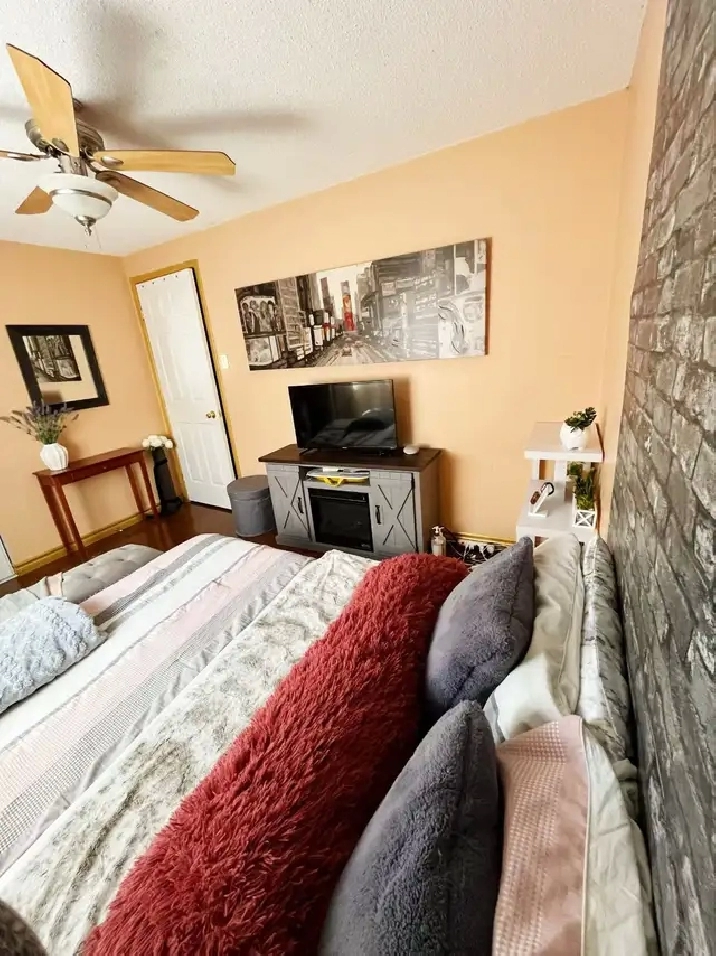 ✨ Private Bedroom for Rent | Available Now | $880 ✨