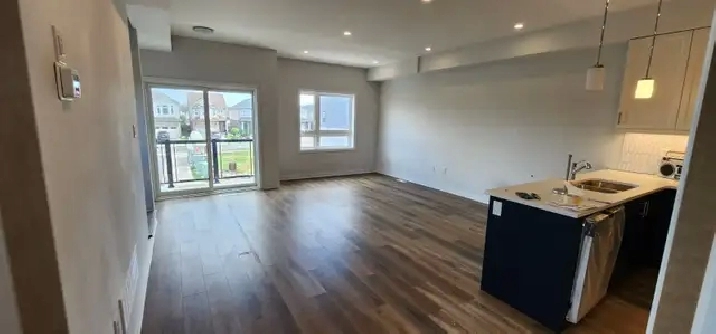 3BR-2.5 Bath - 51 Sparrow Ave, Cambridge