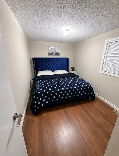 Bright & Spacious 2-Bedroom on Upper Floor – Prime location!