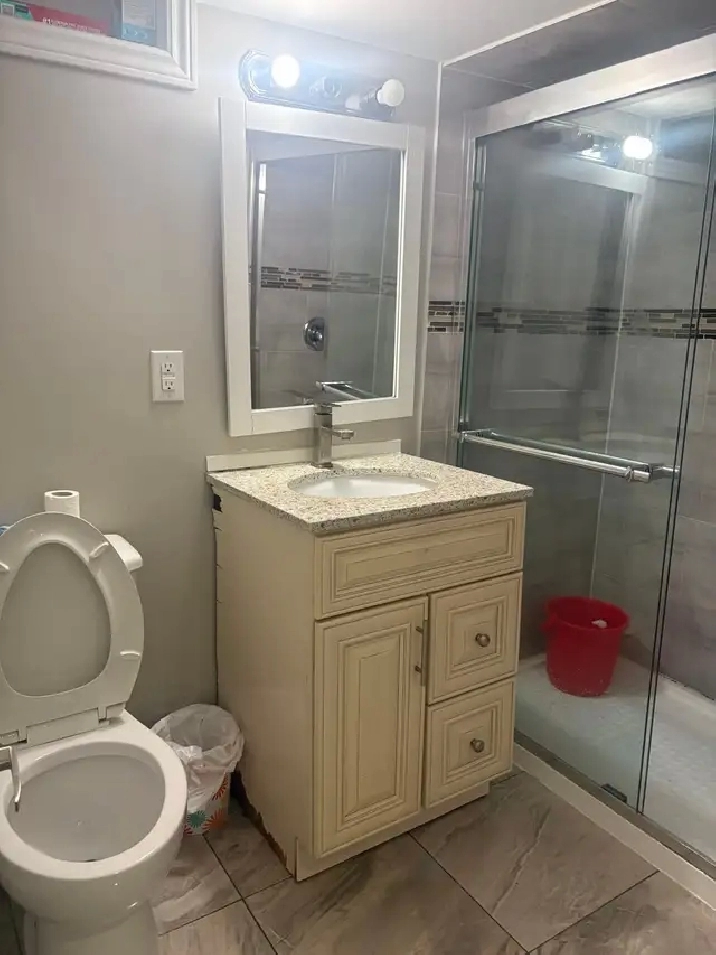 1 bedroom basement for rent