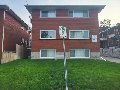 BACHELOR APT., OCT./NOV. 1, $1,150.00 PER MTH, PLUS HYDRO.