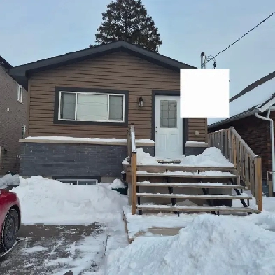 2 Bedroom Apartment Available Oct 1