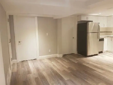 2 Bdrm Bayly and Salem (Ajax)