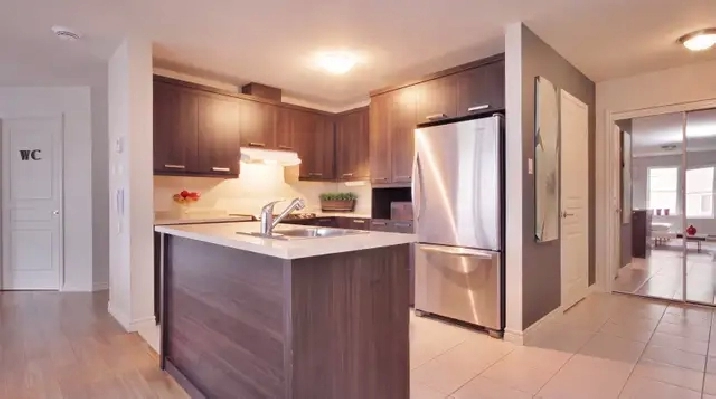 Brossard Renovated Condo 4 1/2 with balcony
